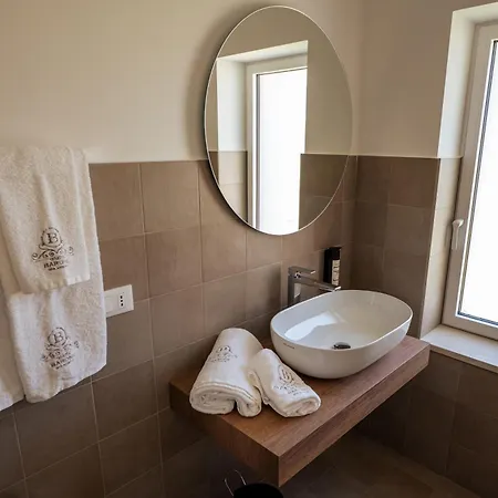 Tenuta Barone & 4* Capurso