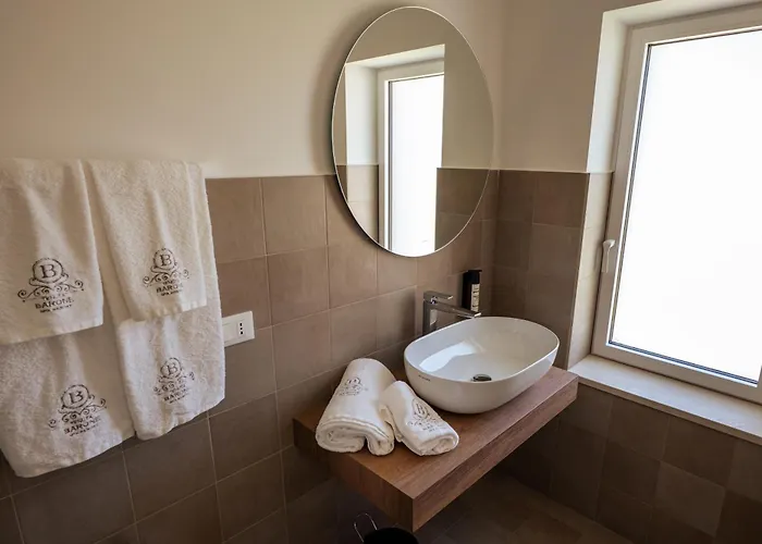 Tenuta Barone & 4* Capurso