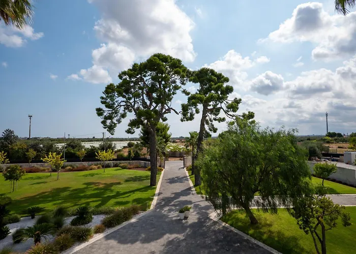 Tenuta Barone & 4* Capurso